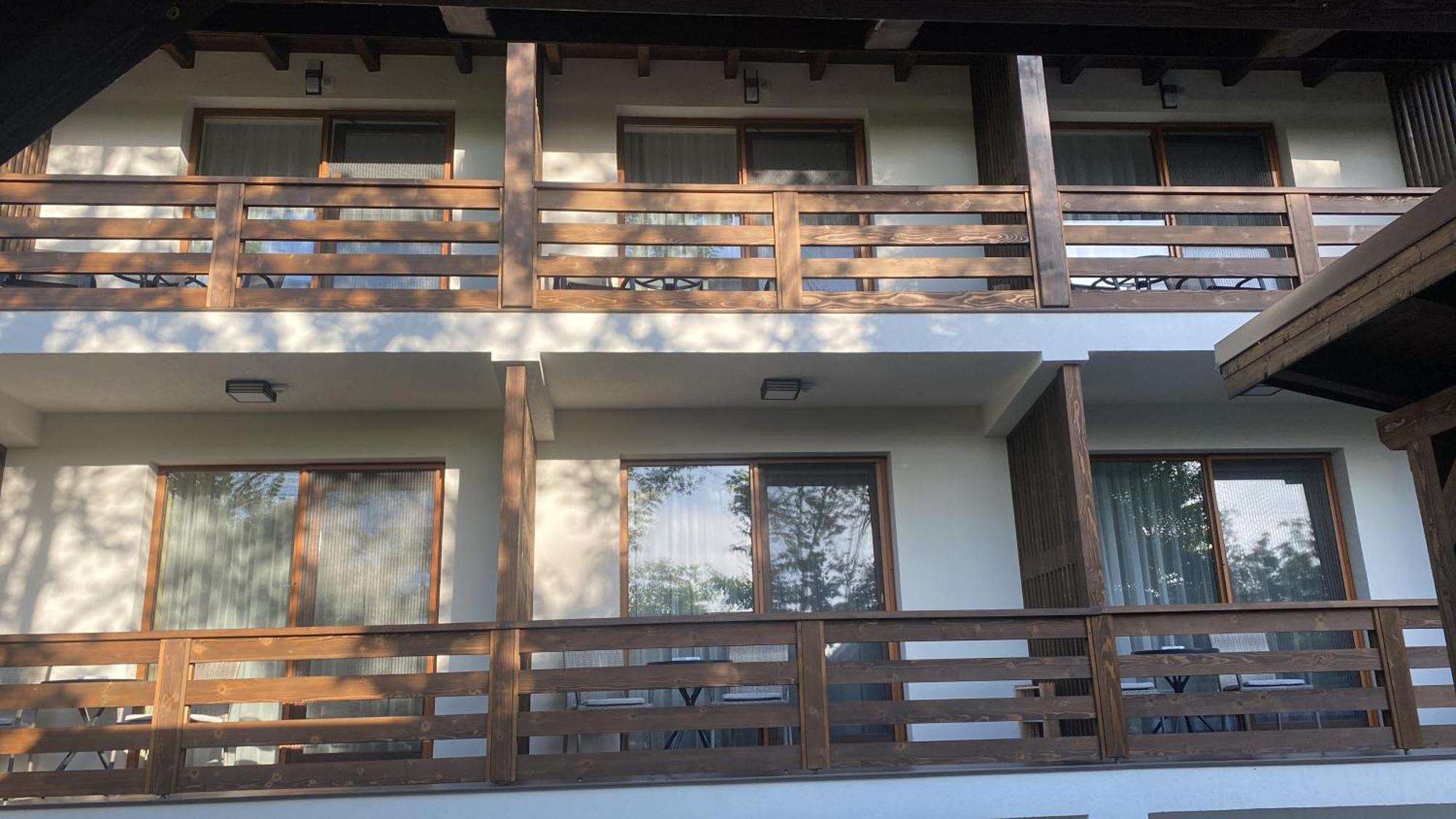 Farkas Panzió Acomodação com café da manhã Praid Exterior foto